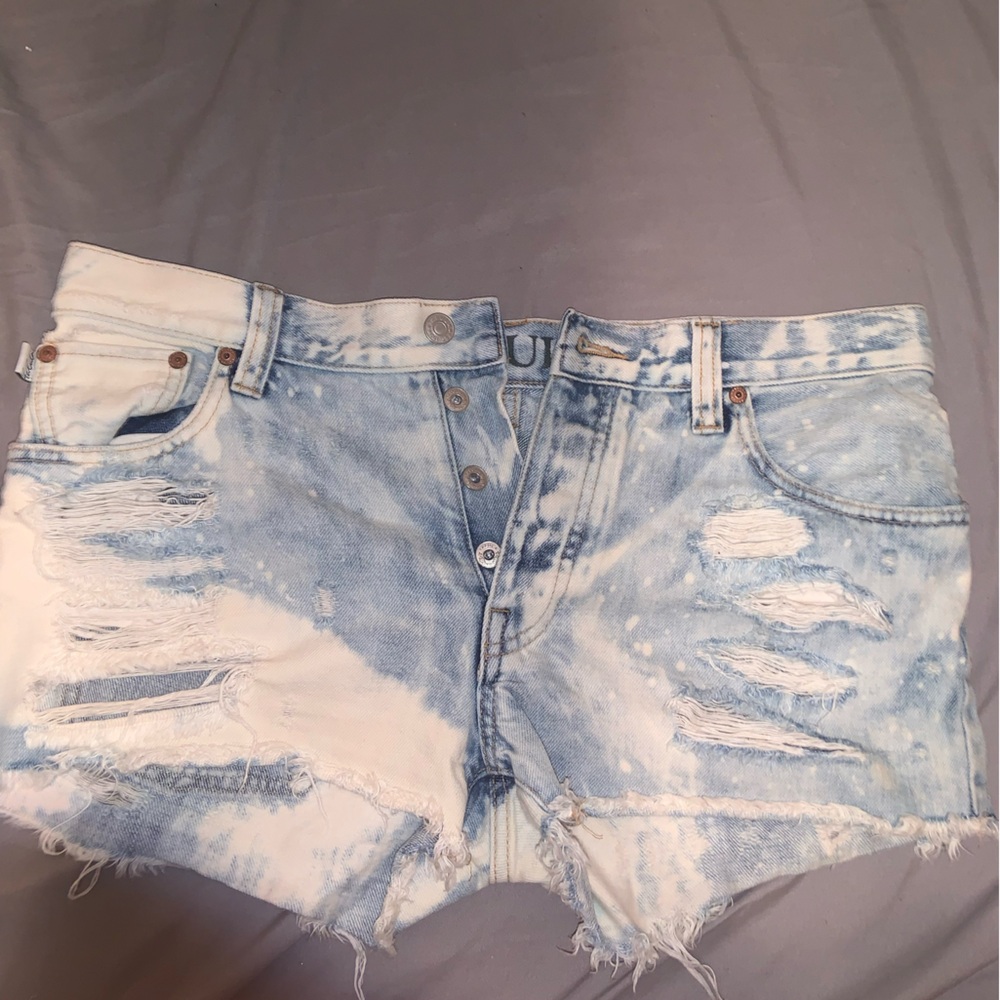 ARITZIA DEMIN SHORTS